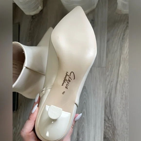 Circus By Sam Edelman Suzie Cream Ankle Boots Kitten Heel Size 8 - Picture 5 of 12